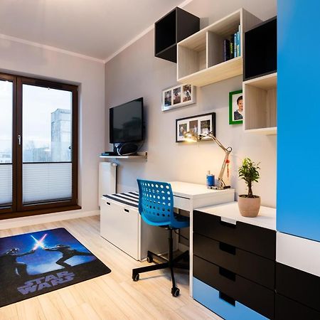 Elegant Business Accommodation With Parking - By Upstairs كراكوفيا المظهر الخارجي الصورة