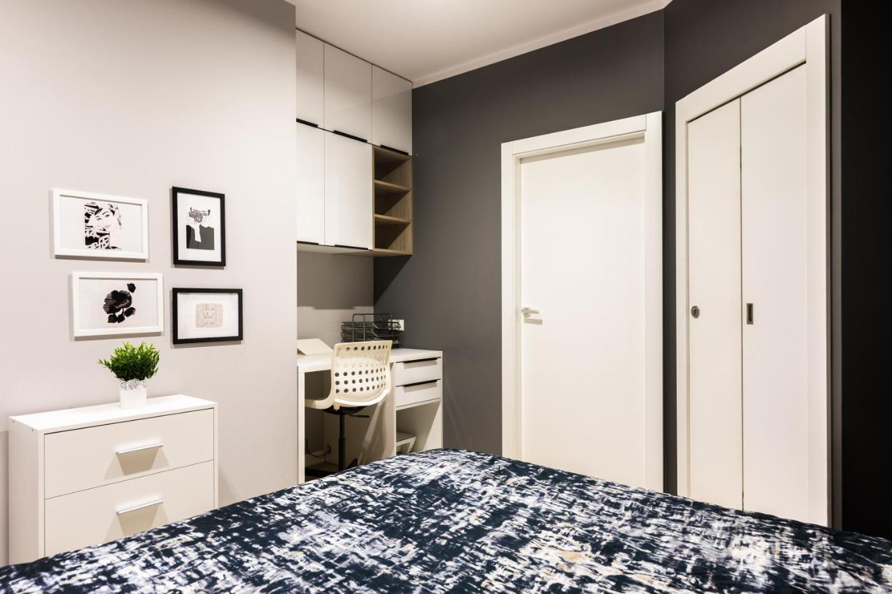 Elegant Business Accommodation With Parking - By Upstairs كراكوفيا المظهر الخارجي الصورة